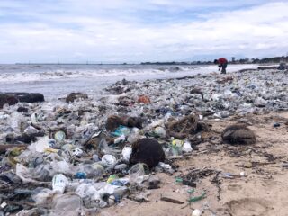 Ocean bound plastic waste 01